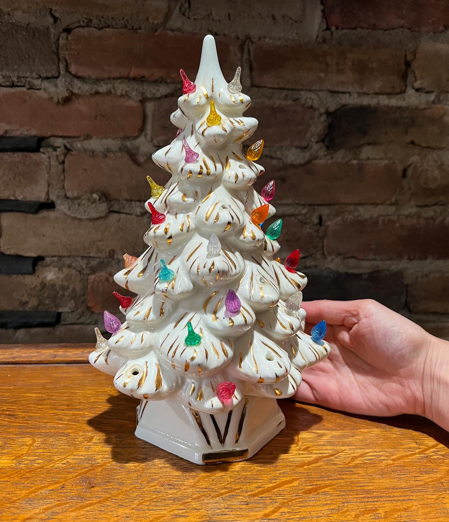 Rare Vintage 11” Holland Mold Ceramic Christmas Tree Light White Gold Hand Painted