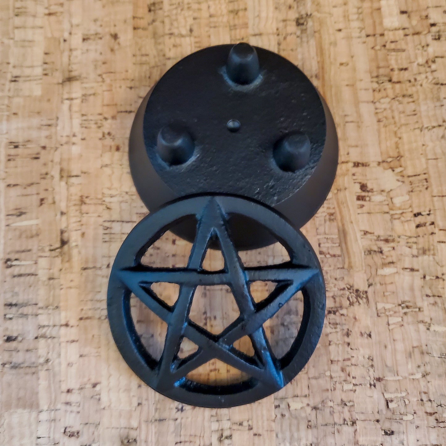 Black Cast Iron Incense Holder – Handmade Cauldron with Pentacle Lid 3.25″