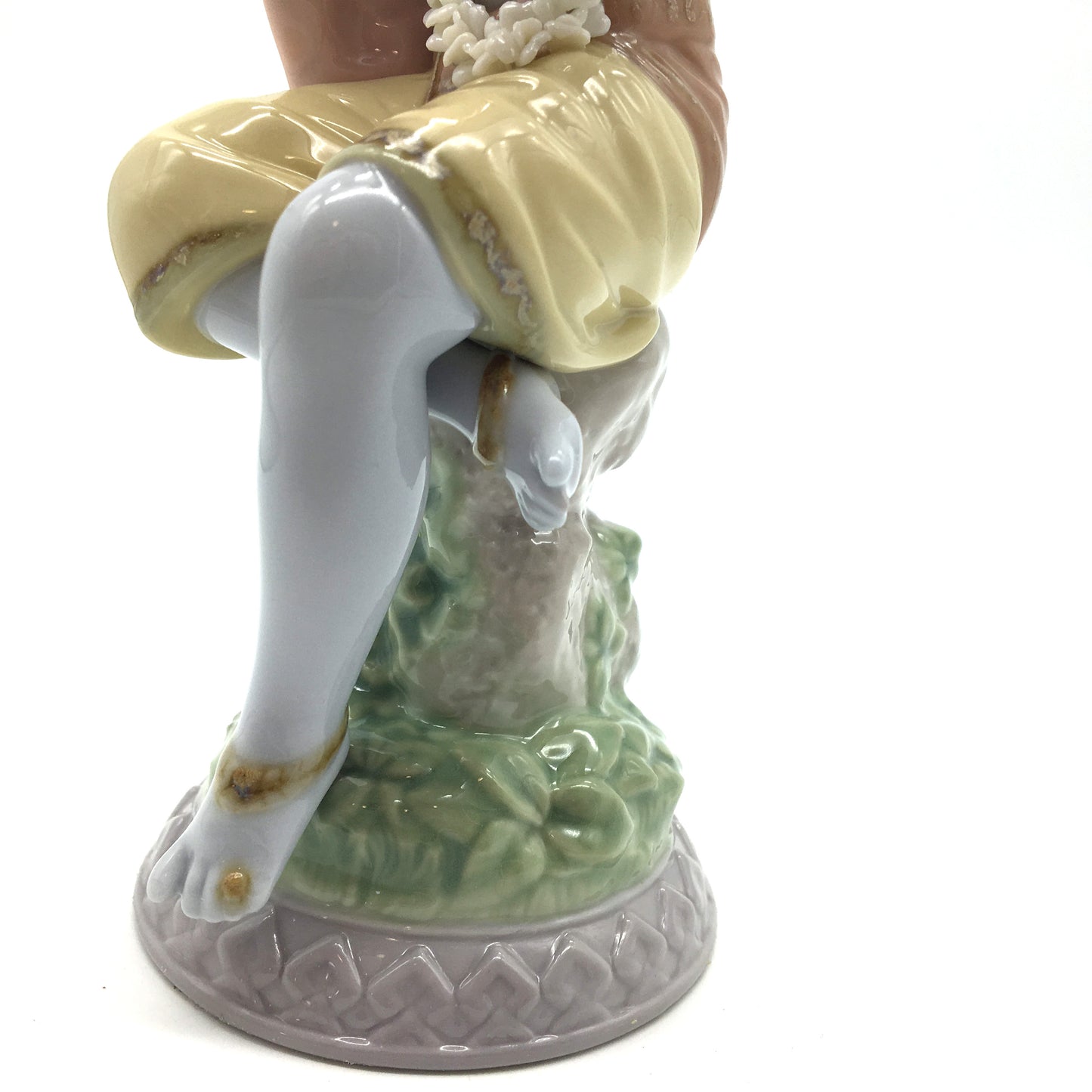 Krishna Lladró Porcelain Figurine Lord Krishna With Garland of Handmade Flowers