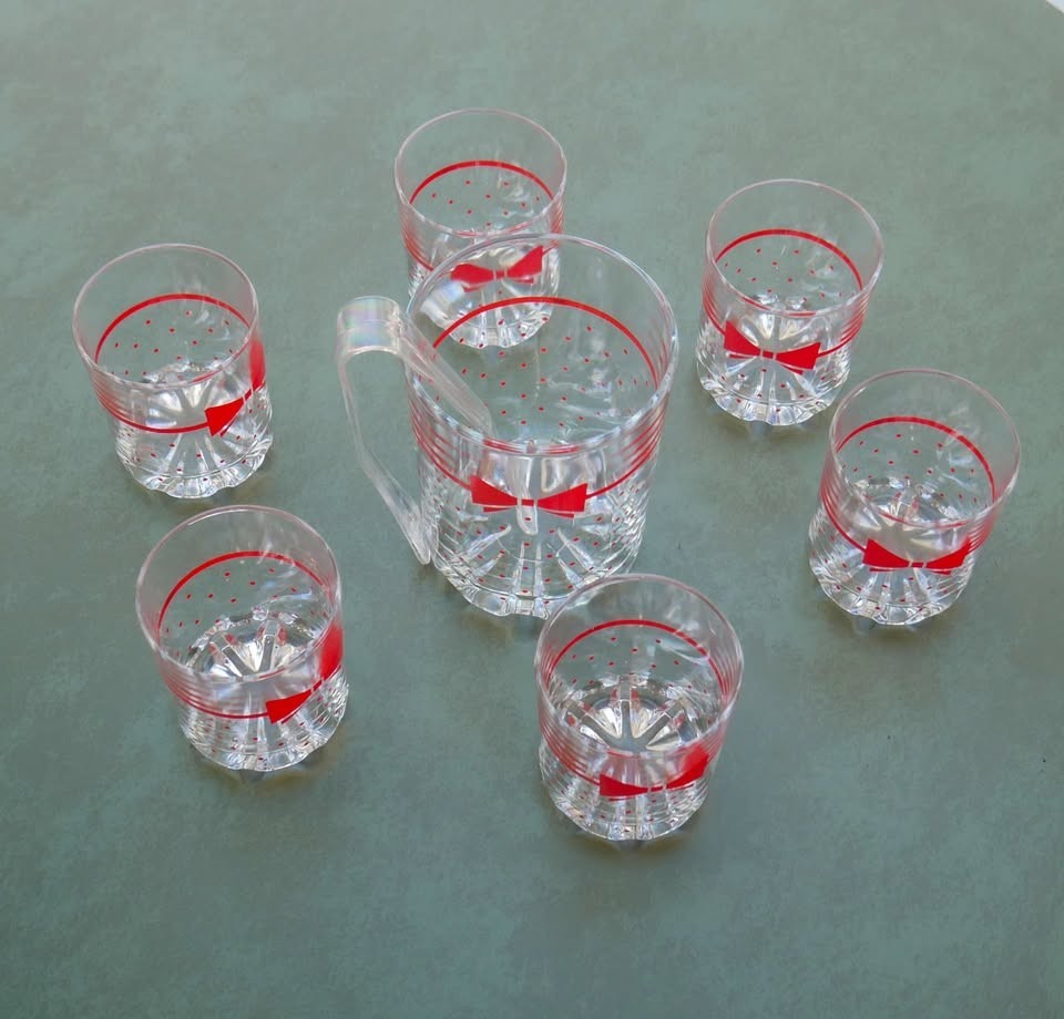 VTG 1980’s Set 6 Italian Red Polka Dot Bow Tie Cocktail Glasses +Large Ice Glass