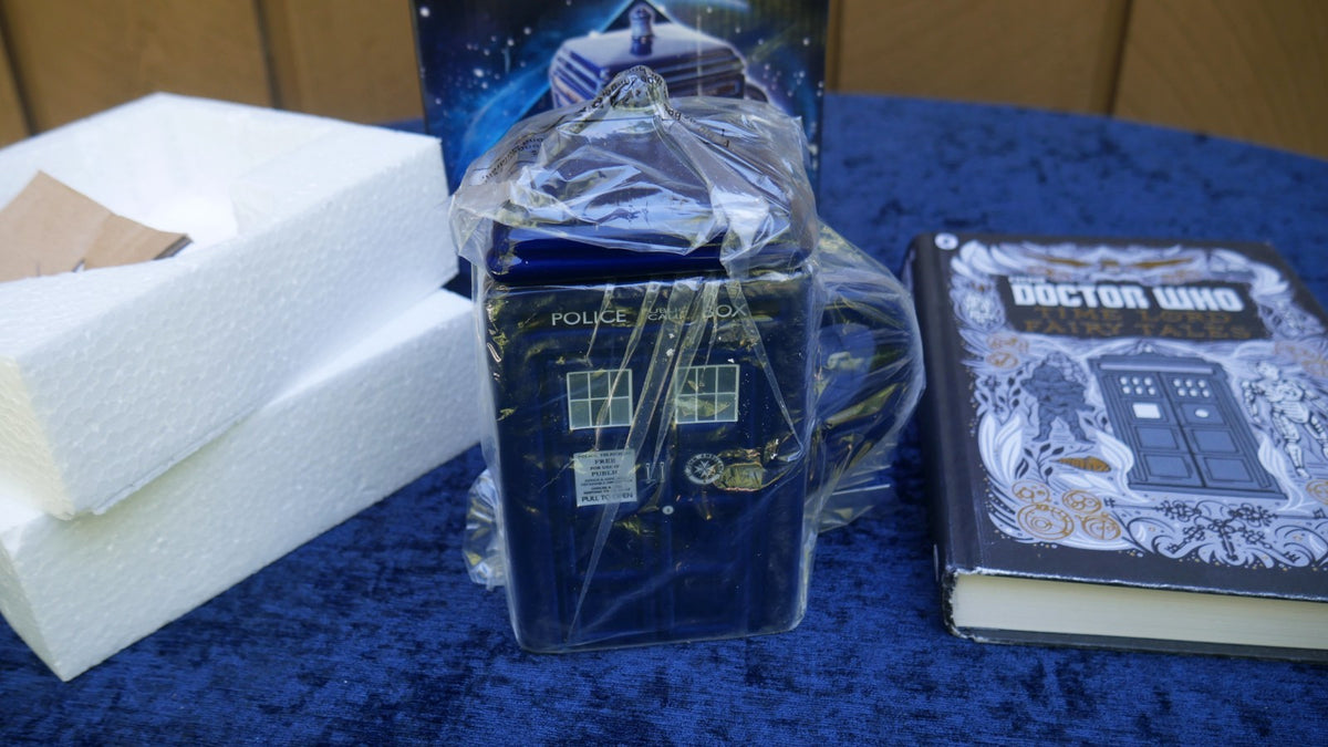Doctor Who TARDIS Ceramic Mug With Lid NIB & Time Lord Fairy Tales Hardcover
