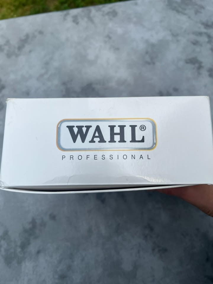 Wahl Professional 5-Star Series Cordless Senior Clipper + Additional Guard Sets