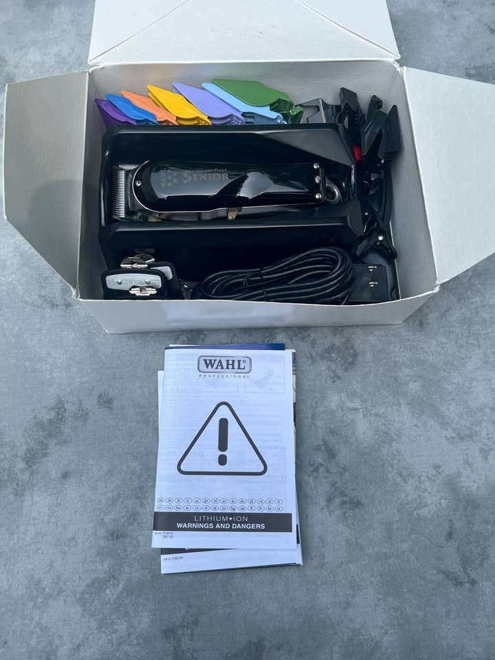 Wahl Professional 5-Star Series Cordless Senior Clipper + Additional Guard Sets