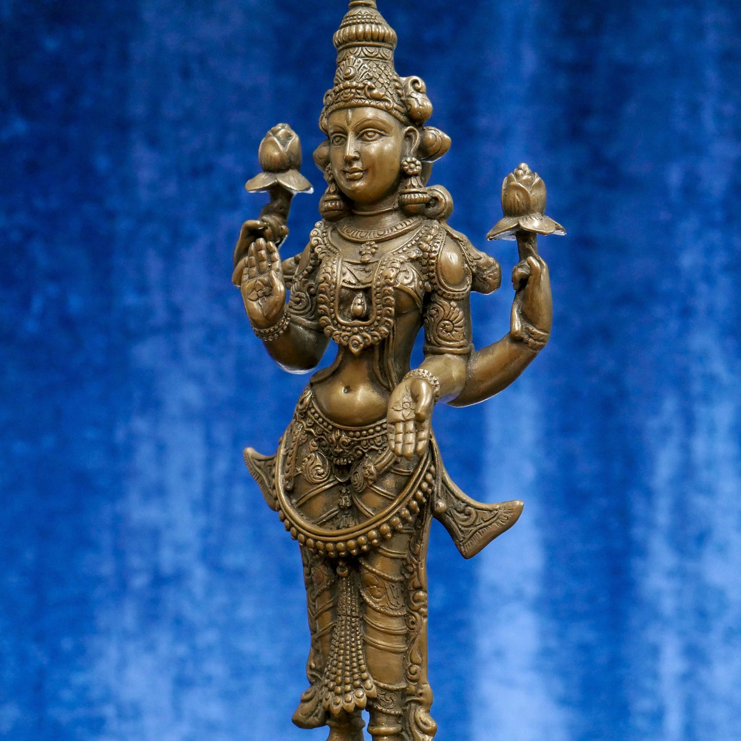 Goddess Lakshmi Statue | Cast Bronze Lakshmi Maa Standing Altar Statue 10.5"