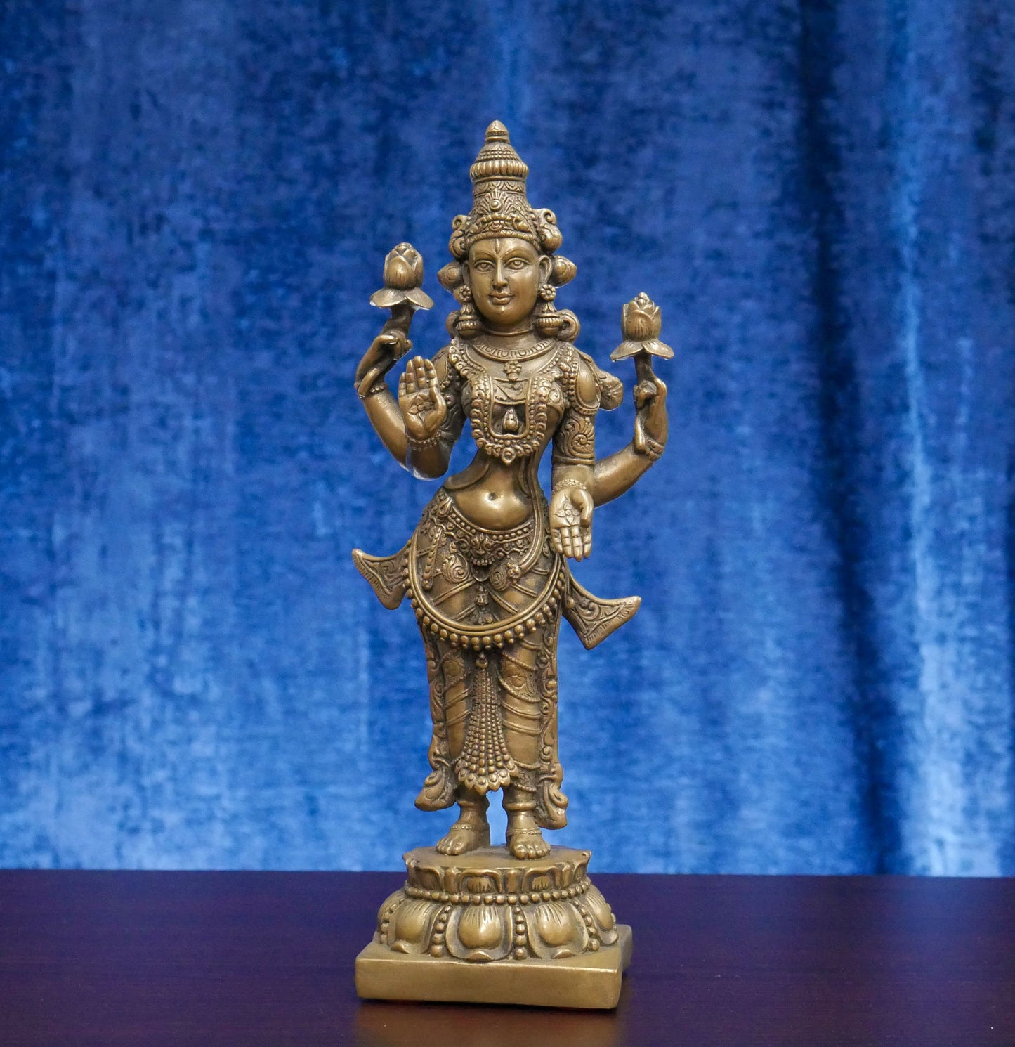 Goddess Lakshmi Statue | Cast Bronze Lakshmi Maa Standing Altar Statue 10.5"