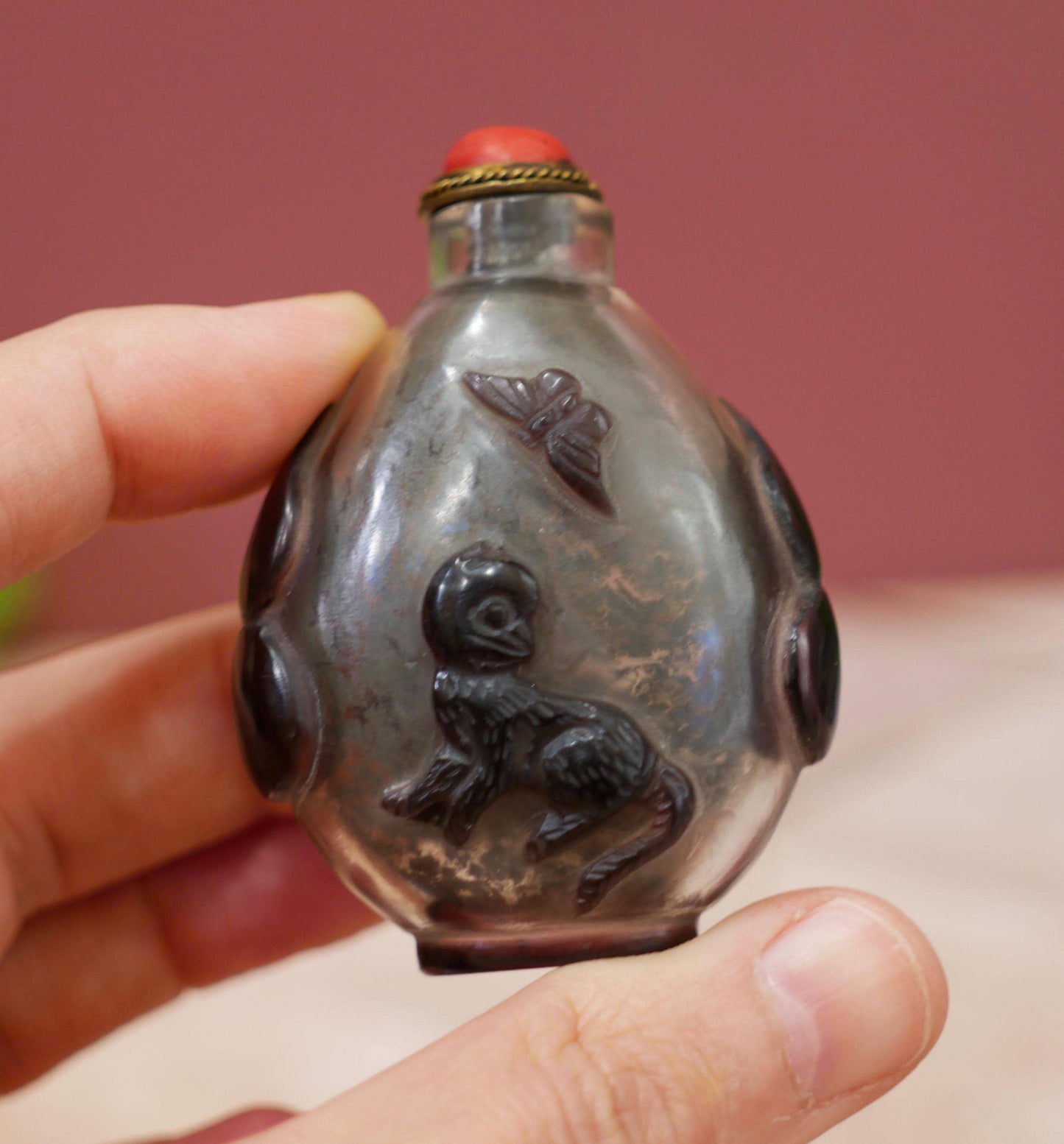 Vintage Chinese Peking Glass Overlay Carved Snuff Bottle - Cat Chasing Butterfly