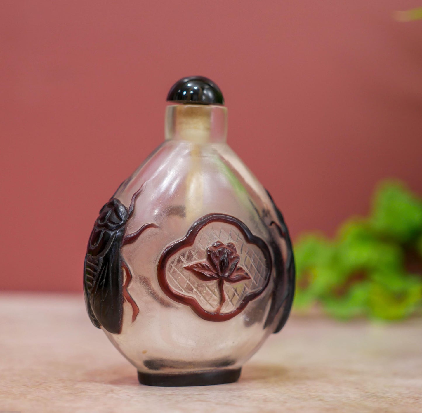 Large Vintage Chinese Glass Overlay Carved Snuff Bottle - Flowers Bugs Design