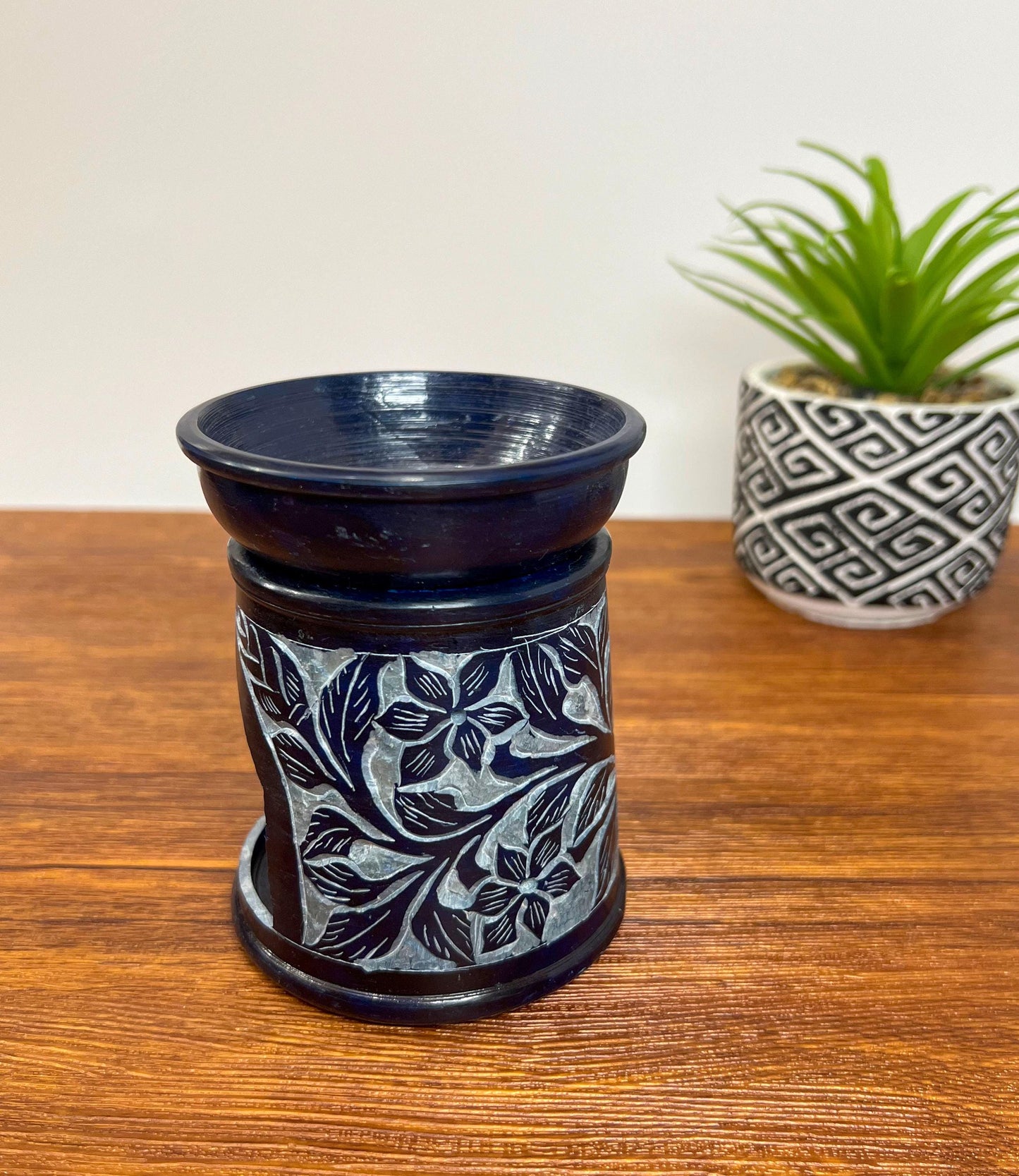 4.5" Soapstone Oil Warmer | Oil Burner | Essential Oils Diffuser | Wax Melt Burner