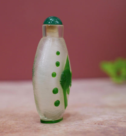 3" Vintage Chinese Peking Glass Overlay Carved Snuff Bottle - Green Fish Design