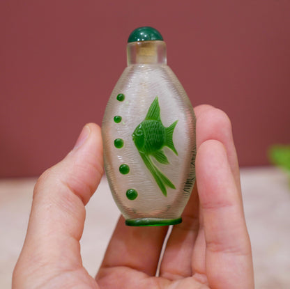 3" Vintage Chinese Peking Glass Overlay Carved Snuff Bottle - Green Fish Design