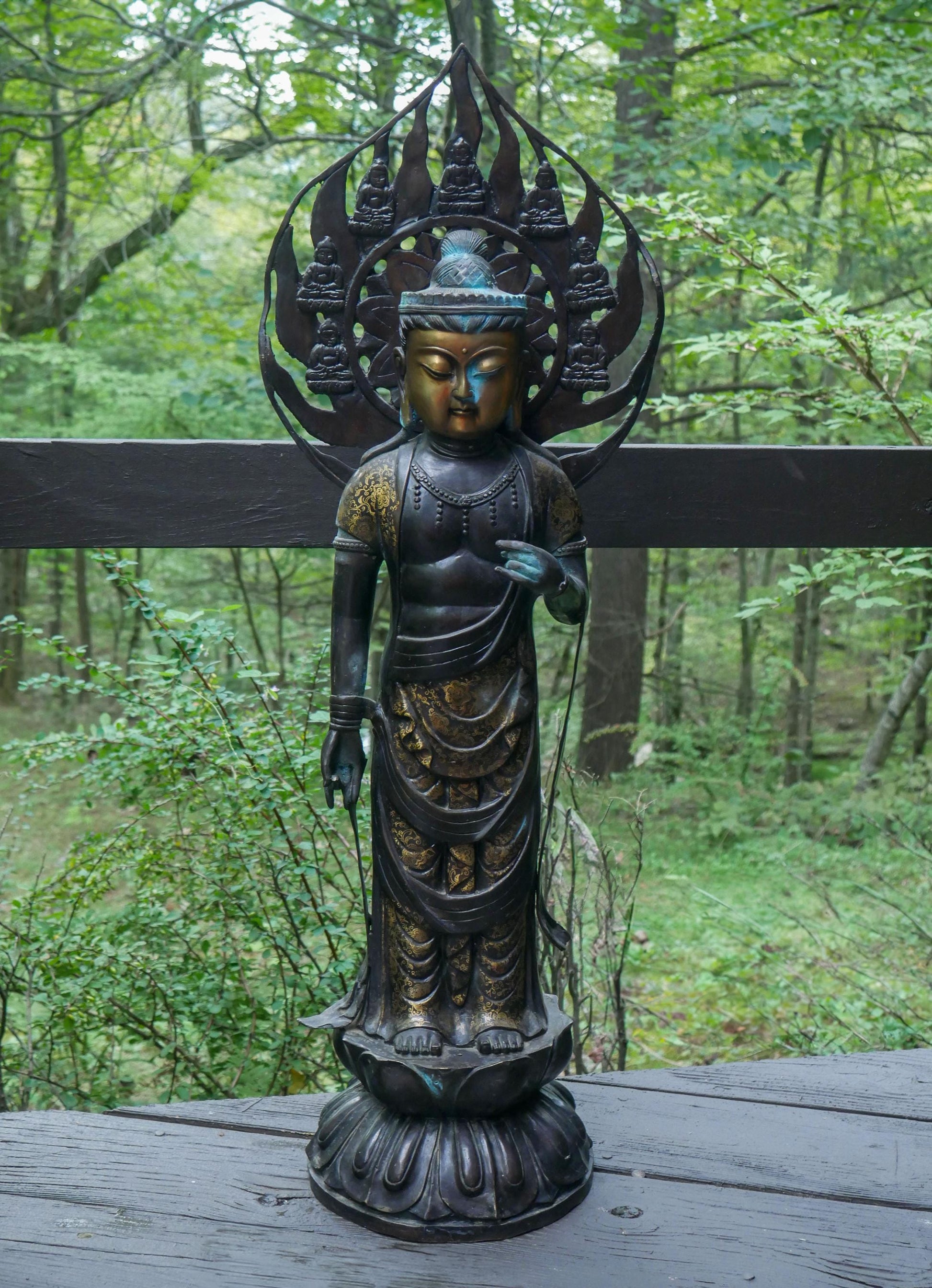 Large Bodhisattva Buddha Statue