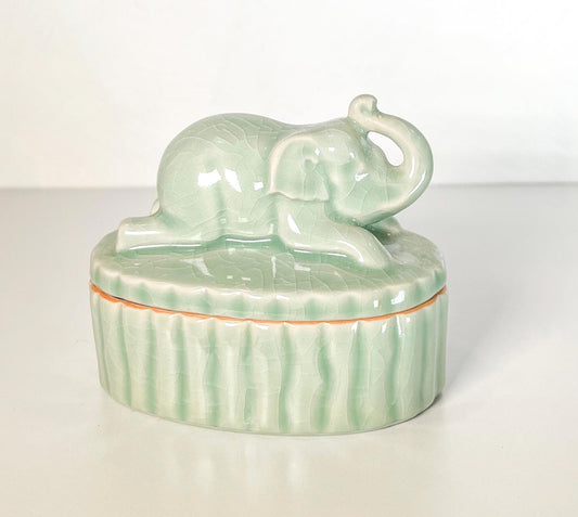 Vintage Celadon Crackle Glaze Elephant Trinket Jewelry Box Home Decoration