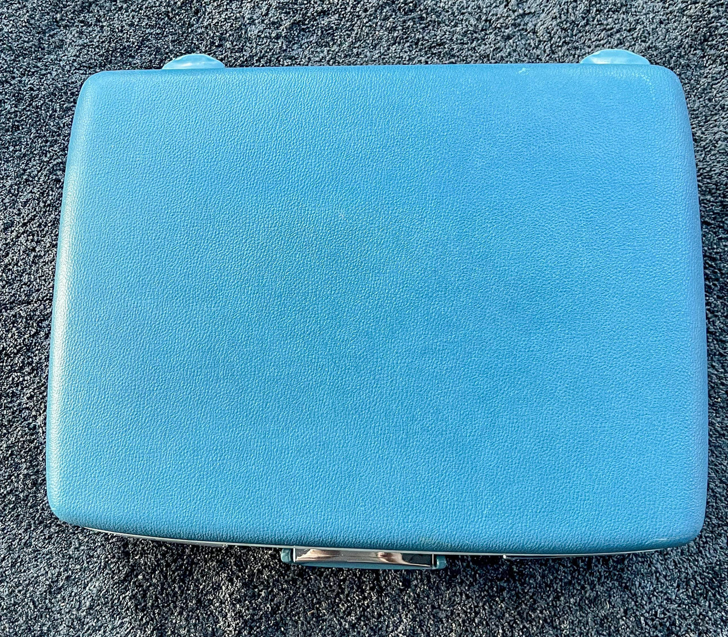 Vintage Aqua Blue 1960's Royal Traveller Medalist Hard Case Suitcase Luggage W/Key