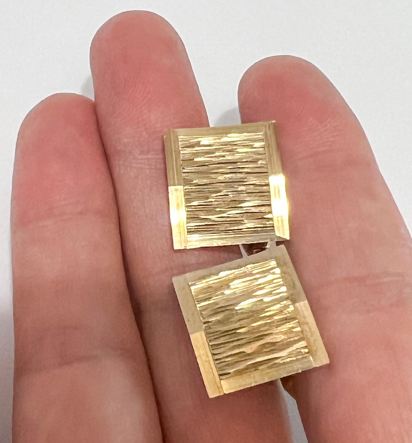 Vintage Gold-tone Retro Cufflinks | Gift for Him | Men's Suit & Tie Accessories