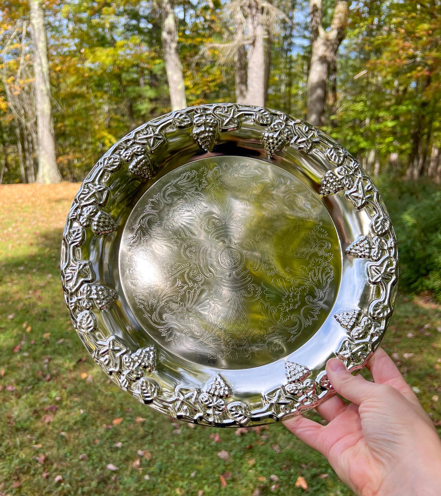Vintage International Silver Co. Silver Plated Bud Vases Set w/ Serving Tray
