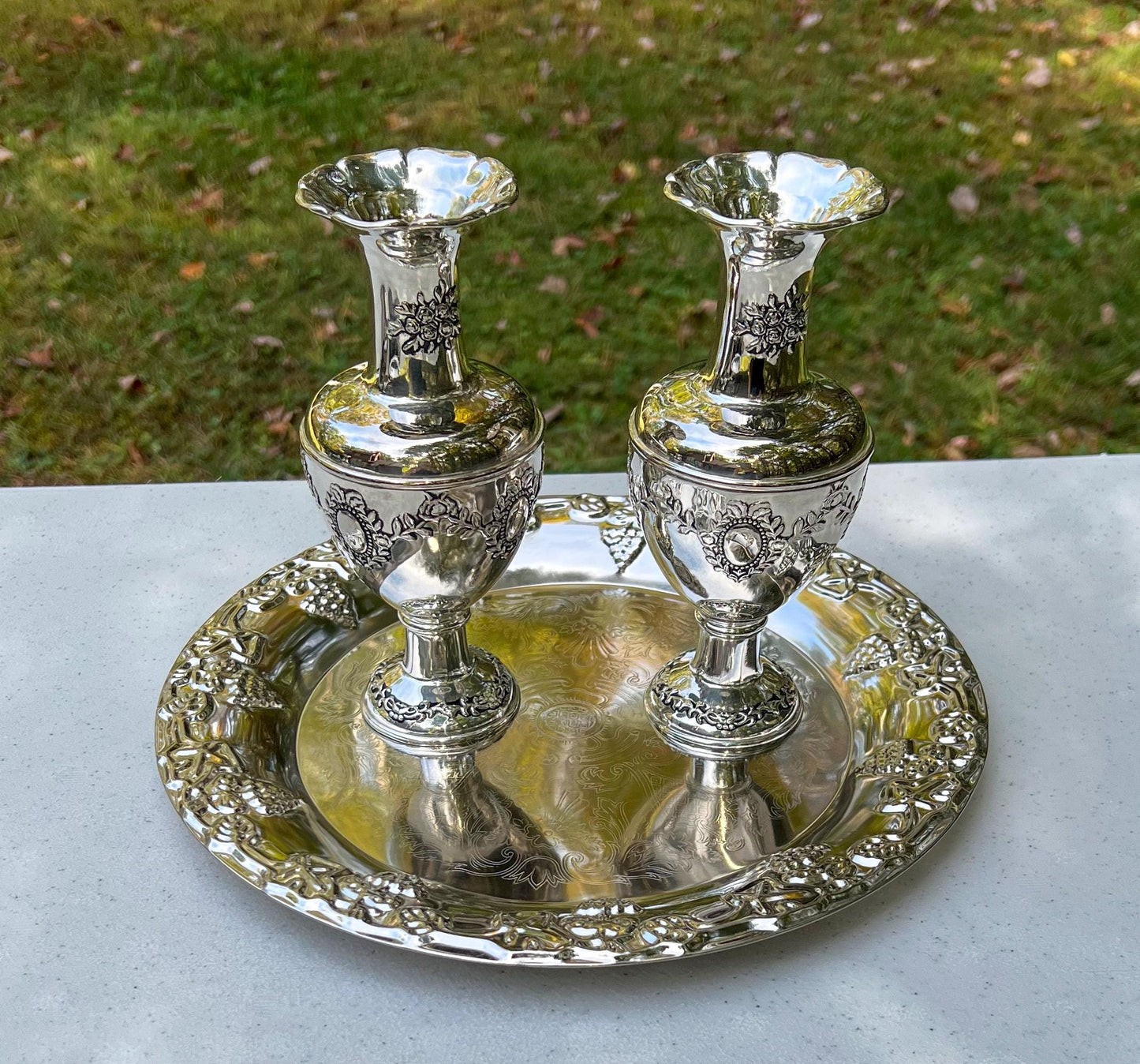 Vintage International Silver Co. Silver Plated Bud Vases Set w/ Serving Tray