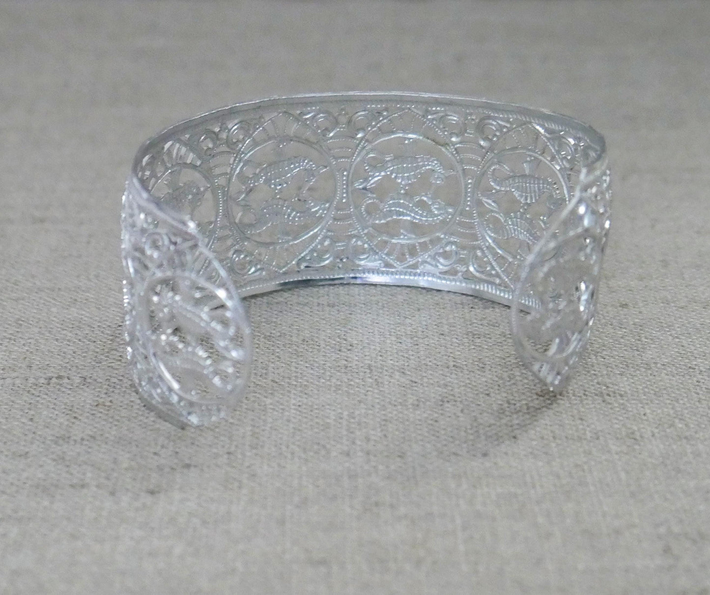 Vintage West Germany Eloxal Aluminum Cuff Bracelet - Silver Tone Seahorse Filigree Bangle