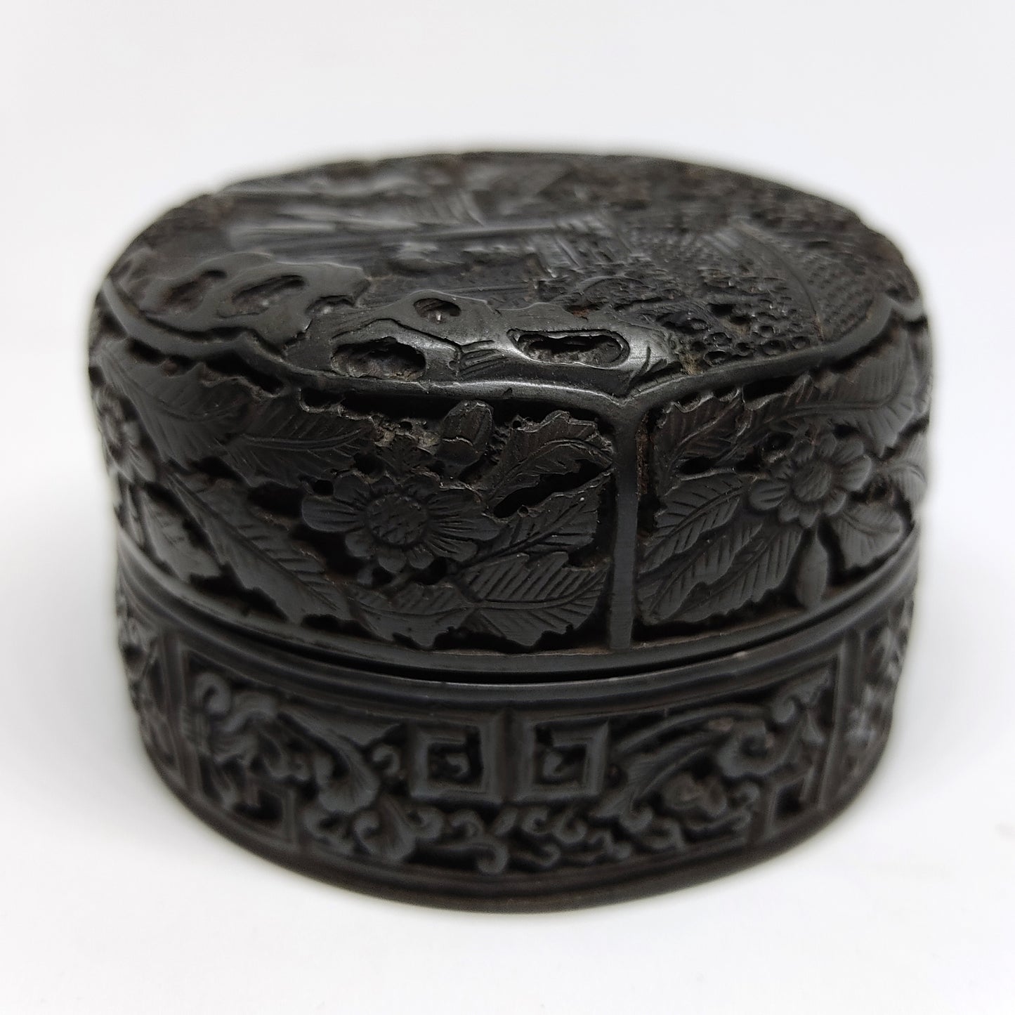 Black Wood Box With Lid Beautiful Carved Buddha Scenery Home Decoration 2.75"