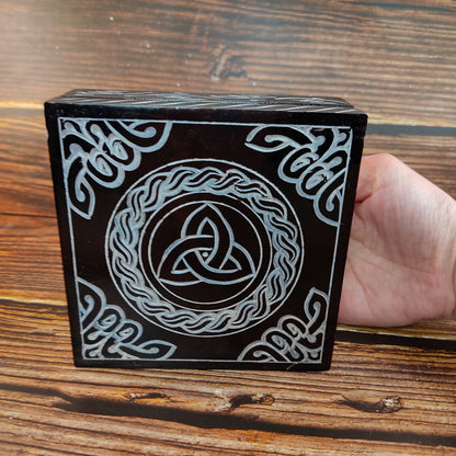 Triquetra Hand-carved Jewelry Box Soapstone Lovely Home Decoration Gift 5"x5"
