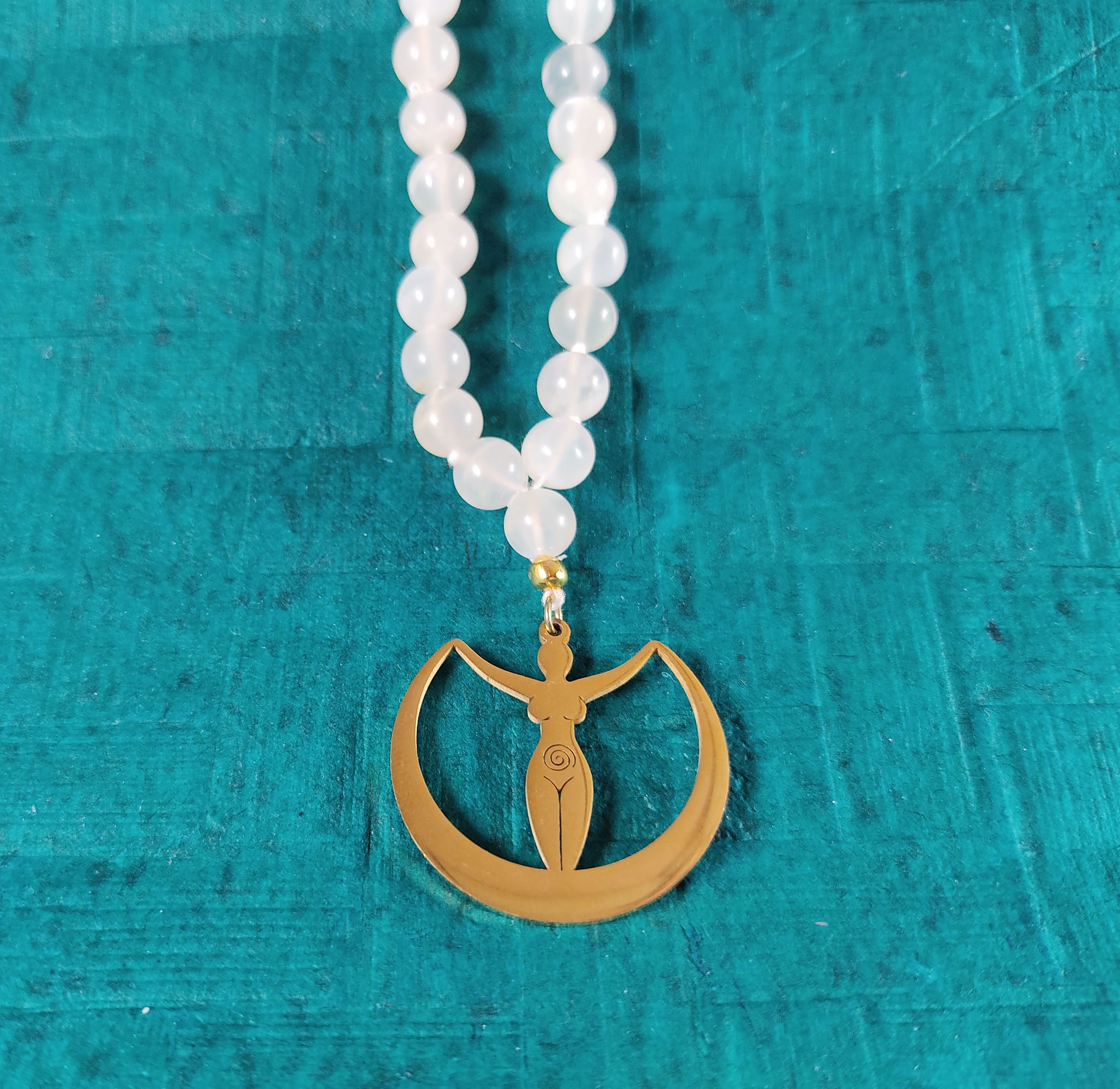 moon goddess amulet pendant 108 mala beads necklace