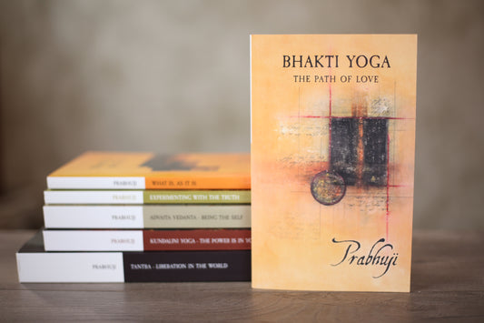 Book Bhakti yoga - the path of love by Prabhuji (Paperback- English)